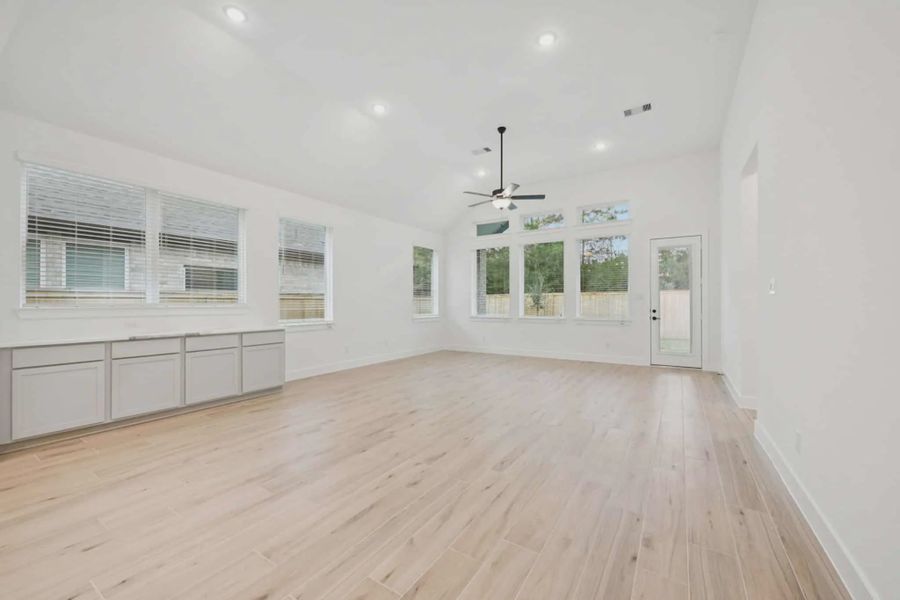 Representative unfurnished interior of a home built from the Lauren by Chesmar Homes in Blue Heron, Mont Belvieu (Image 8). Representative unfurnished interior of a home built from the Lauren by Chesmar Homes in Blue Heron, Mont Belvieu (Image 8).