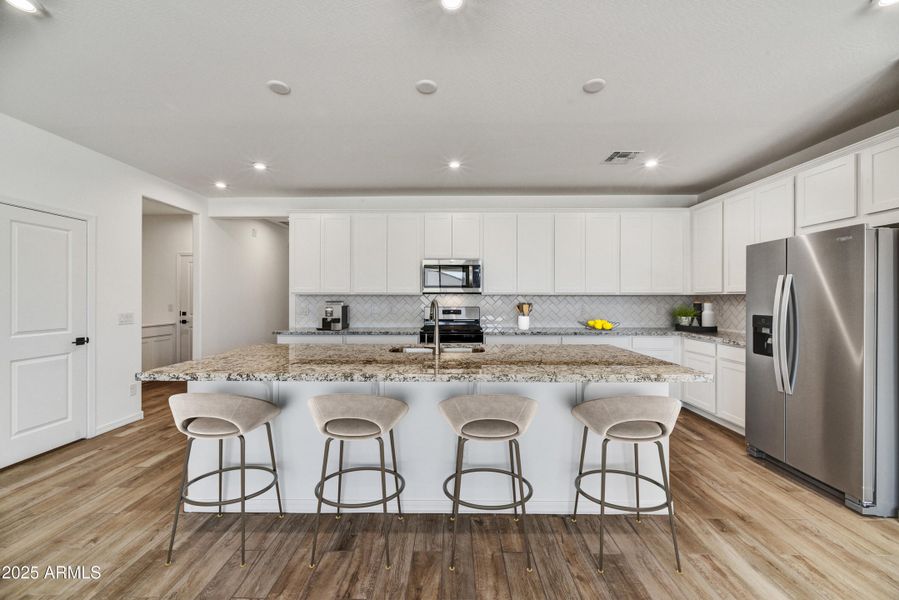 08-Kitchen 08-Kitchen