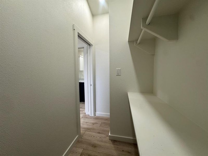 Spacious, unfurnished interior of a new home in , Eastland (Image 14).