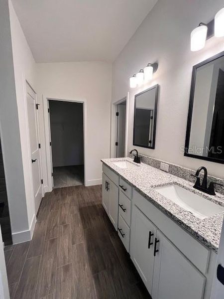 Furnished interior view inside a new home in Abbey Glen, Dade City (Image 7). Furnished interior view inside a new home in Abbey Glen, Dade City (Image 7).