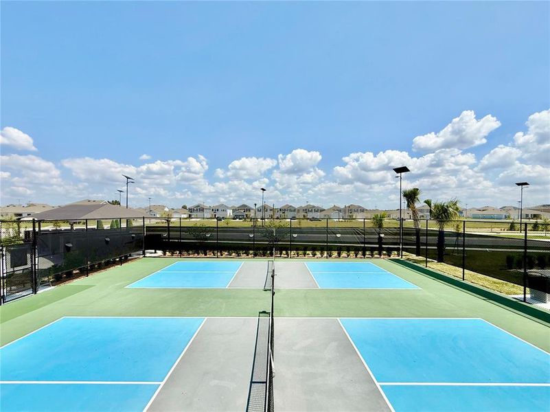 Community amenities in Ranches at Lake McLeod, Eagle Lake (Image 37).