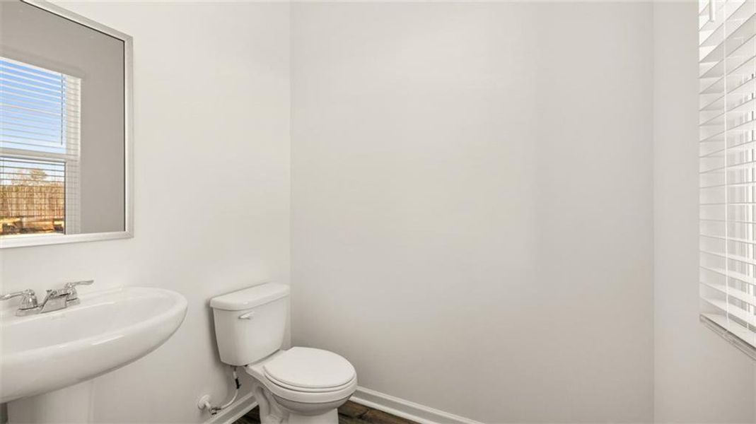 Spacious, unfurnished interior of a new home in Fox Crossing, Griffin (Image 29).