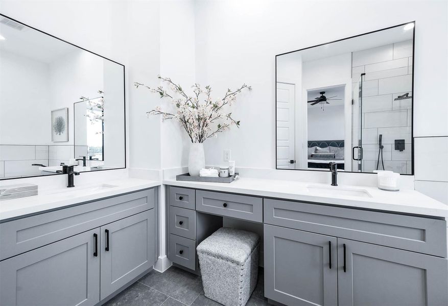 Primary En-Suite Bathroom Primary En-Suite Bathroom