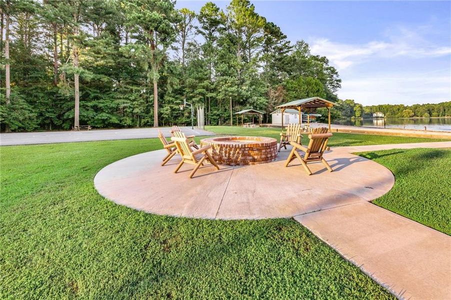 Community amenities in , Nicholson (Image 73).