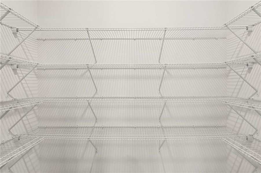 Spacious, unfurnished interior of a new home in The Oaks at Dawson, Dawsonville (Image 37).