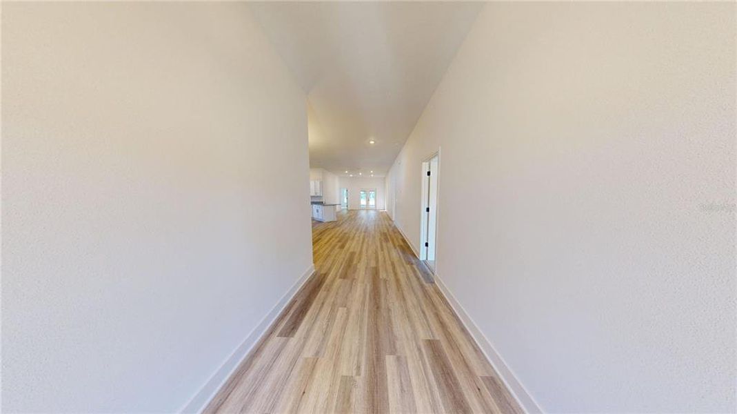 Spacious, unfurnished interior of a new home in , Alachua (Image 34).