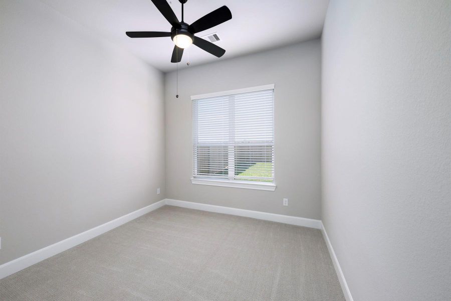 Spacious, unfurnished interior of a new home in , Iowa Colony (Image 13). Spacious, unfurnished interior of a new home in , Iowa Colony (Image 13).