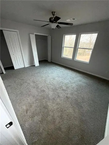 Spacious, unfurnished interior of a new home in , Hampton (Image 6).