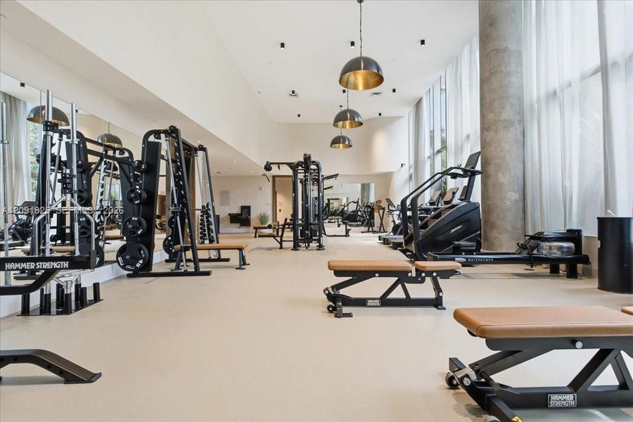 Community amenities in , Miami (Image 35).
