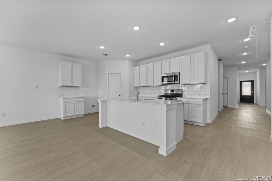 Furnished interior view inside a new home in Hidden Trails: Coastline Collection, Bulverde (Image 7). Furnished interior view inside a new home in Hidden Trails: Coastline Collection, Bulverde (Image 7).