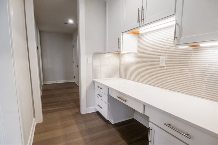 Furnished interior view inside a new home in Everly Estates, Spartanburg (Image 7). Furnished interior view inside a new home in Everly Estates, Spartanburg (Image 7).