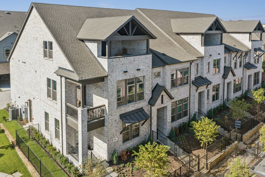 Image 30 of a home in Hillside at Las Colinas.