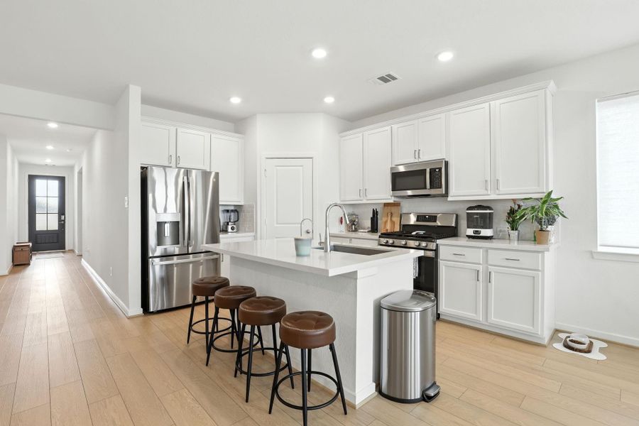 Furnished interior view inside a new home in Bridge Creek 45s and 50s, Cypress (Image 10). Furnished interior view inside a new home in Bridge Creek 45s and 50s, Cypress (Image 10).