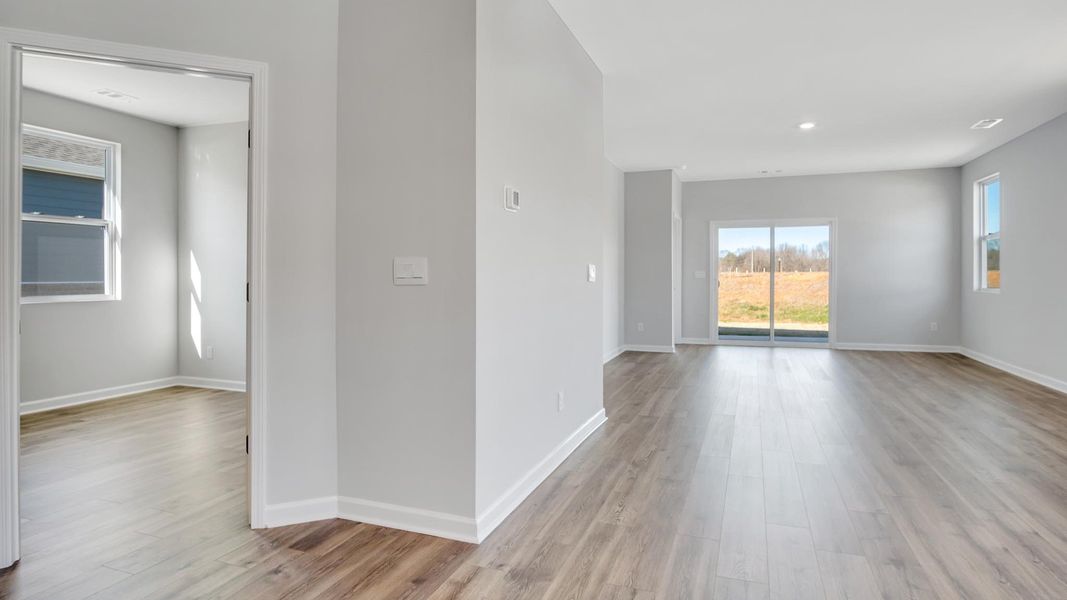 Spacious, unfurnished interior of a new home in Legacy Farms, White House (Image 26).