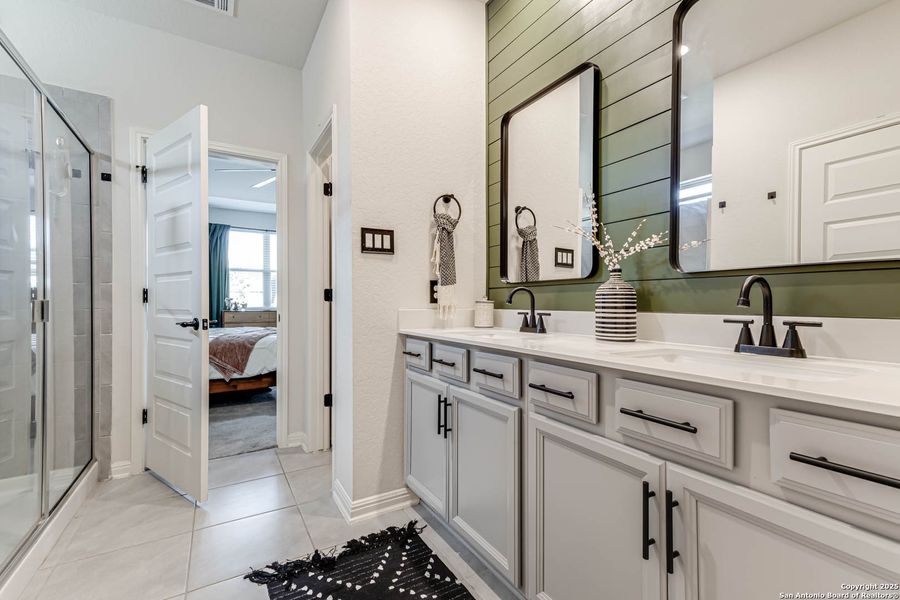 Furnished interior view inside a new home in Prescott Oaks, San Antonio (Image 28).