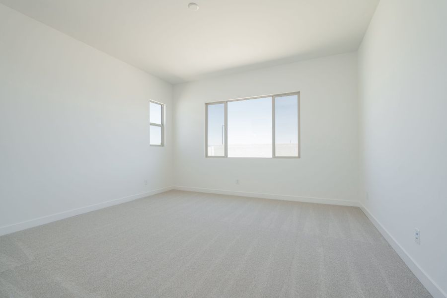 Spacious, unfurnished interior of a new home in Soleo, San Tan Valley (Image 14).