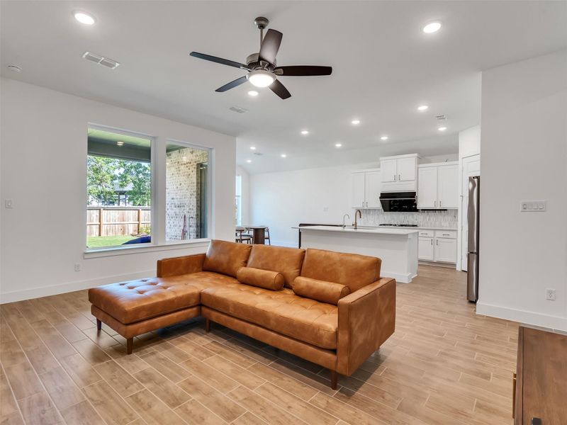 Furnished interior view inside a new home in Tompkins Reserve, Katy (Image 13).