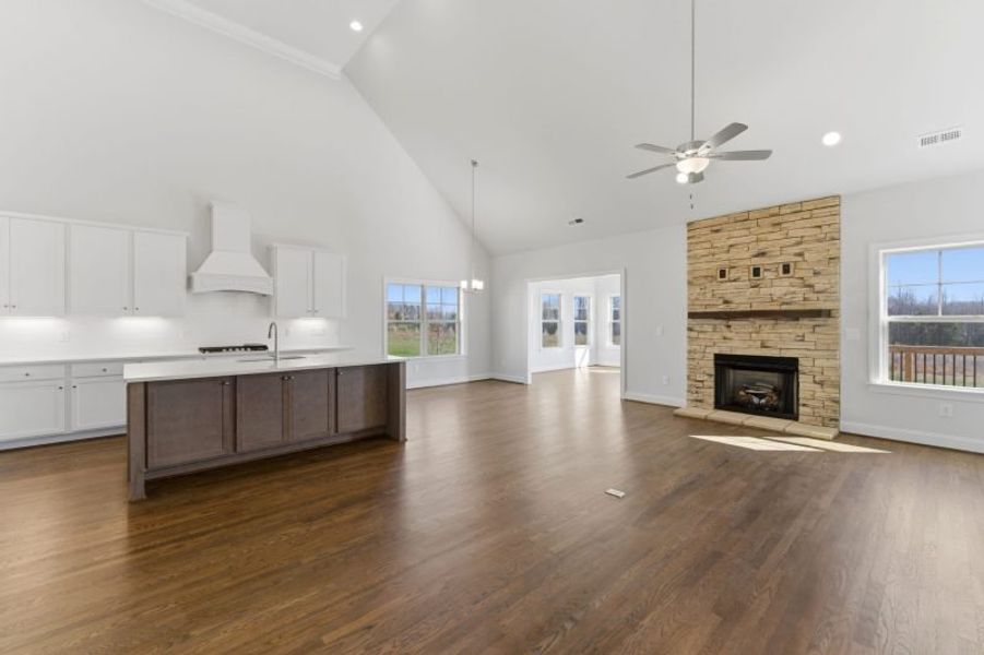 Representative unfurnished interior of a home built from the Hampton by Keystone Homes NC in Preserve at Carriage Cove, Oak Ridge (Image 69).