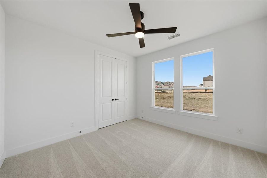 Spacious, unfurnished interior of a new home in Brookhollow West, Prosper (Image 19).