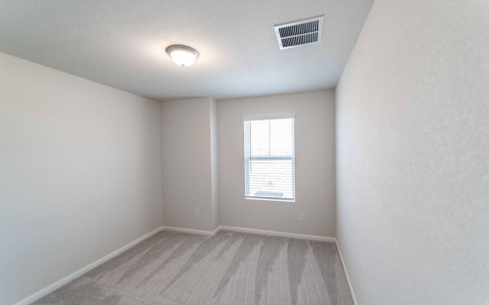 Spacious, unfurnished interior of a new home in Hunters Glen, Jarrell (Image 16).