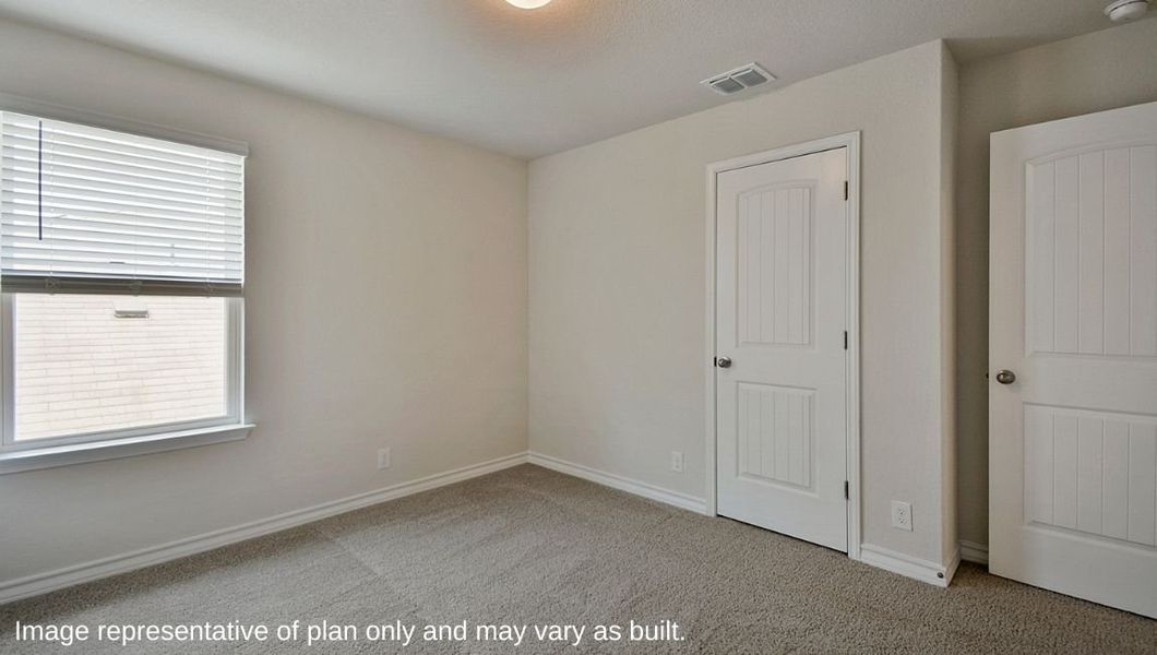 Representative unfurnished interior of a home built from the The Bowen by D.R. Horton in Hunters Ranch, San Antonio (Image 19).