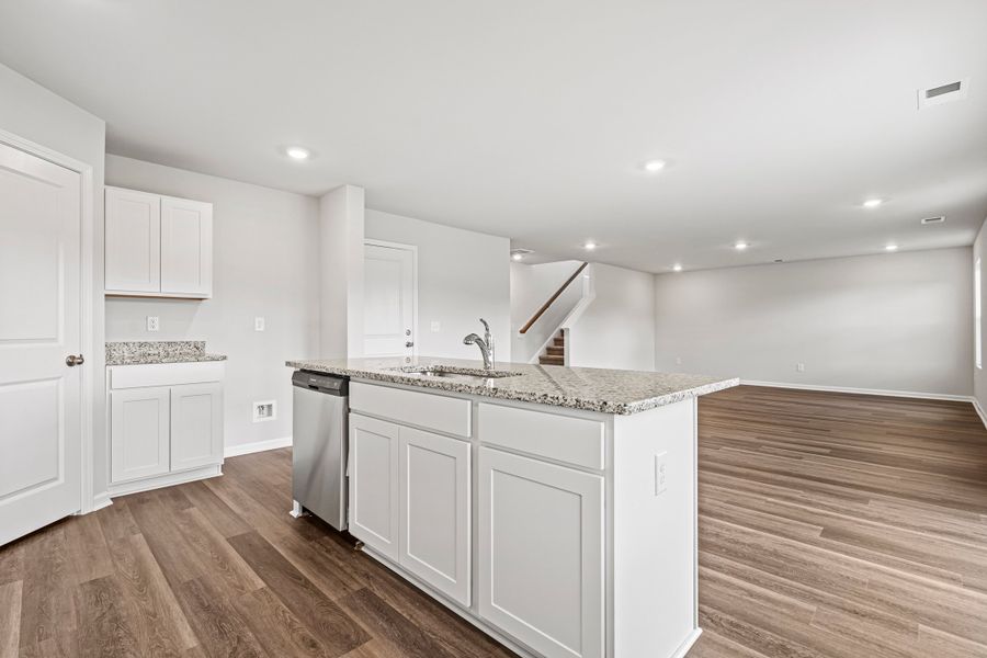 New Home in Conway, SC.  - Slide 13