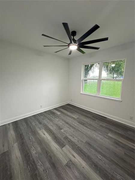 Spacious, unfurnished interior of a new home in , Astatula (Image 7).