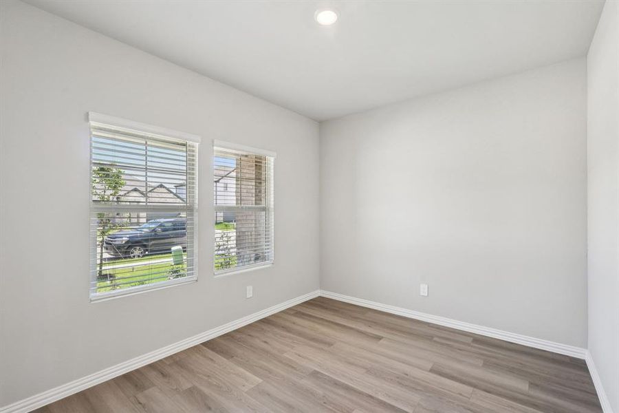 Photo is not of the actual home, but is an inspirational photo of builder’s model home and may depict options, furnishings, and/or decorator features that are not included. Photo is not of the actual home, but is an inspirational photo of builder’s model home and may depict options, furnishings, and/or decorator features that are not included.