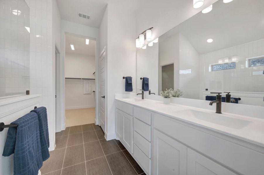 Owner's Bath Owner's Bath