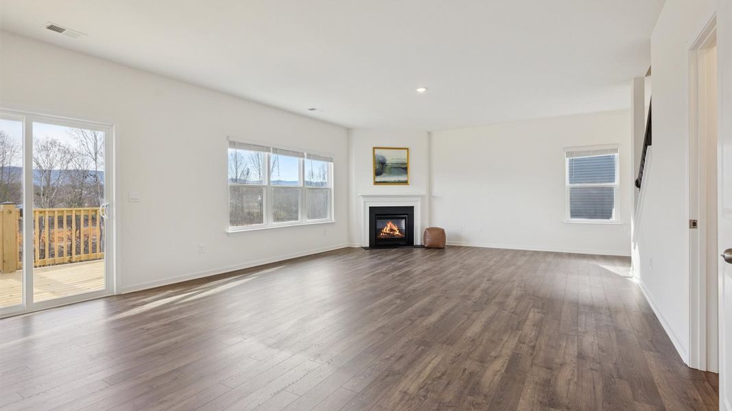 Spacious, unfurnished interior of a new home in Whispering Springs, Maryville (Image 15). Spacious, unfurnished interior of a new home in Whispering Springs, Maryville (Image 15).