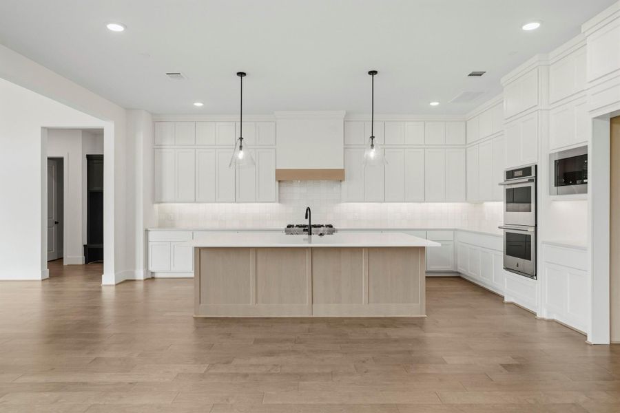 Furnished interior view inside a new home in Bentwood Farms, Montgomery (Image 14).