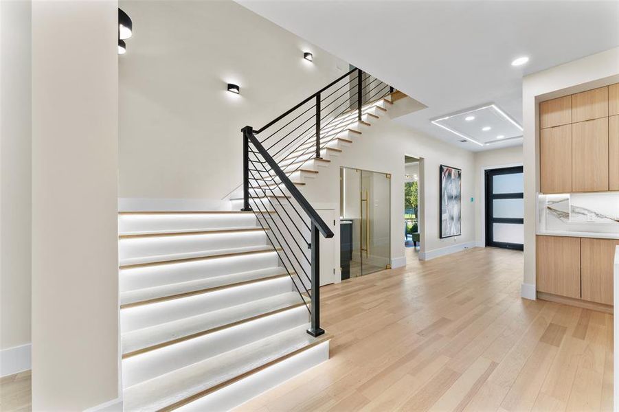 Spacious, unfurnished interior of a new home in , Dallas (Image 30). Spacious, unfurnished interior of a new home in , Dallas (Image 30).