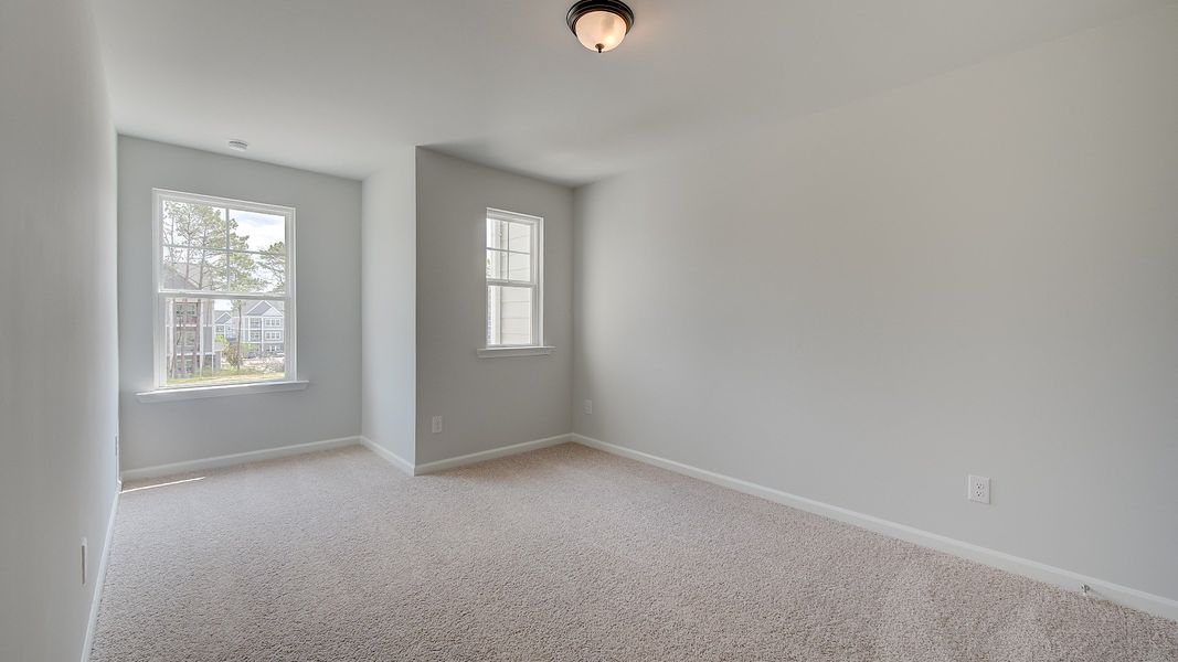 Spacious, unfurnished interior of a new home in Langley Overlook, Loganville (Image 18).