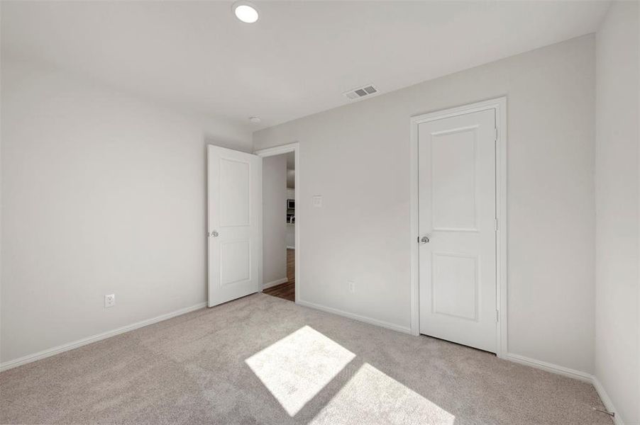 Spacious, unfurnished interior of a new home in Elevon, Lavon (Image 39).