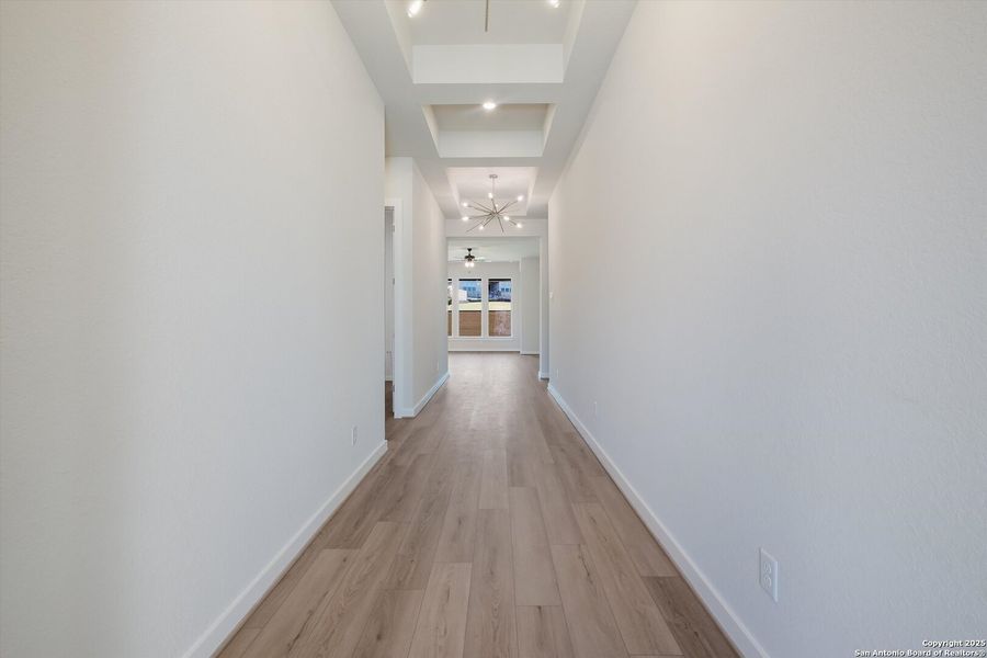 Spacious, unfurnished interior of a new home in Meyer Ranch, New Braunfels (Image 22). Spacious, unfurnished interior of a new home in Meyer Ranch, New Braunfels (Image 22).