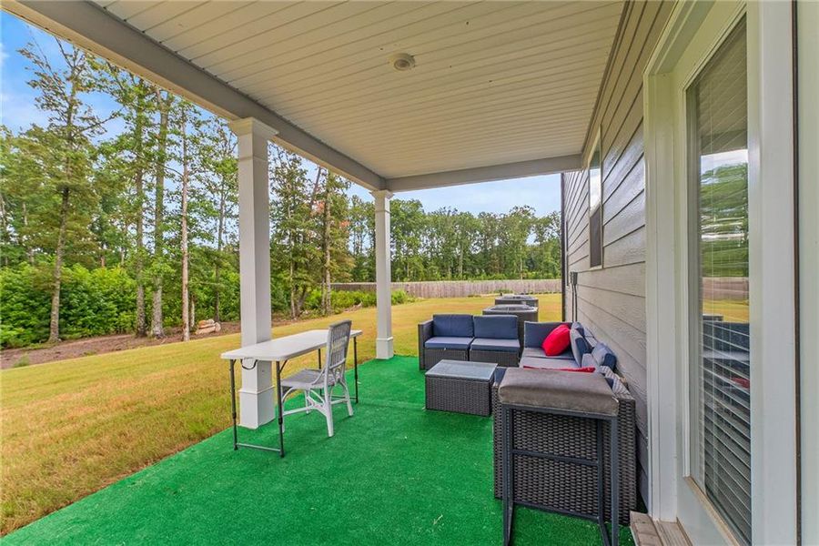 Exterior details and patio area of a home in Independence, Loganville (Image 3).