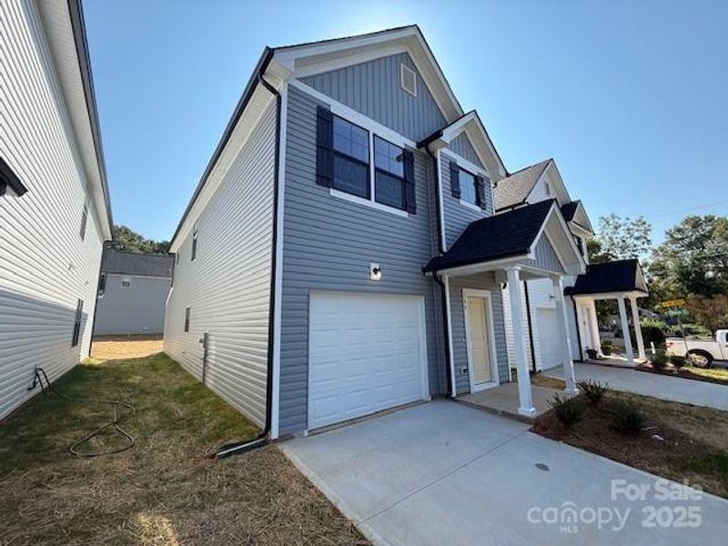 1 Car Garage 1 Car Garage