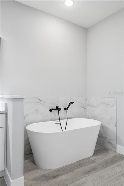 Close-up of interior finishes inside a home in , Port Charlotte (Image 20).