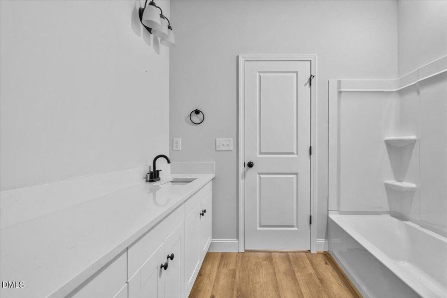 20-Lan 1181 Flora-20