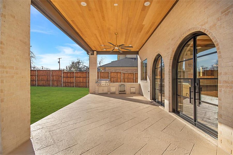 Exterior details and patio area of a home in , Dallas (Image 24).