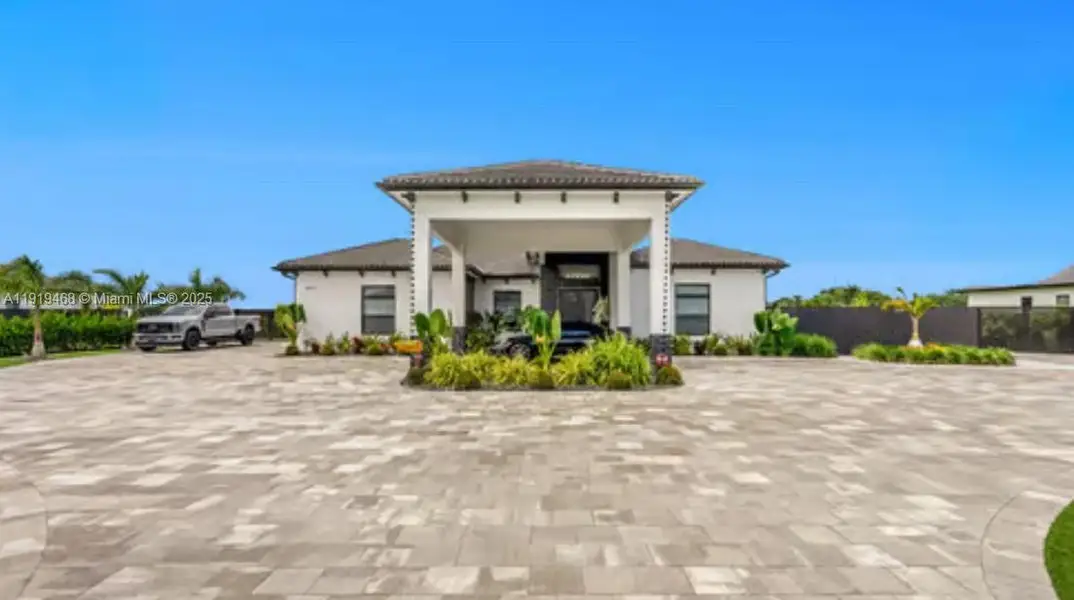 Image 18 of a home in .