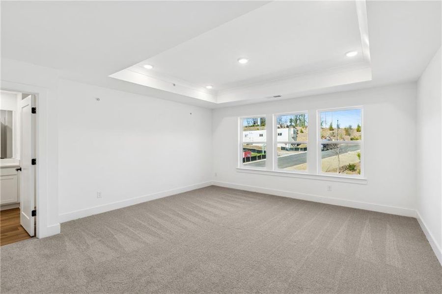 Spacious, unfurnished interior of a new home in Grandview Terrace, Canton (Image 12).