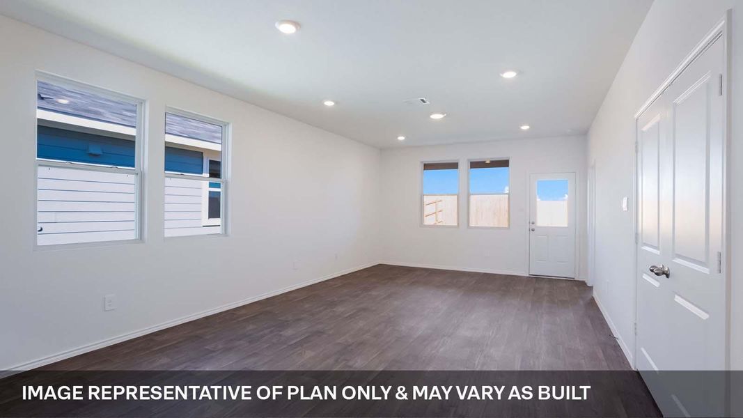 Spacious, unfurnished interior of a new home in Marigold, Kyle (Image 7).