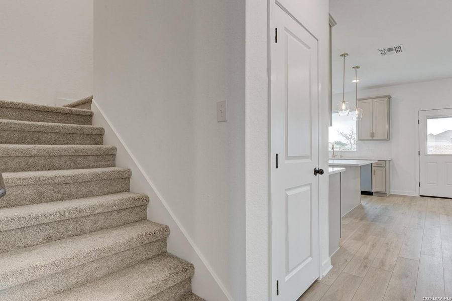 Spacious, unfurnished interior of a new home in Saddlebrook Ranch, Schertz (Image 24).
