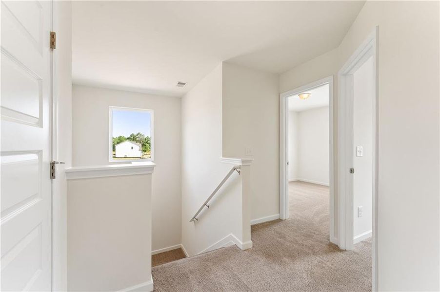 Spacious, unfurnished interior of a new home in Oakhill Estates, Adairsville (Image 8). Spacious, unfurnished interior of a new home in Oakhill Estates, Adairsville (Image 8).
