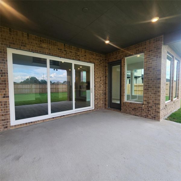 overhead large patiogood for entertainment overhead large patiogood for entertainment