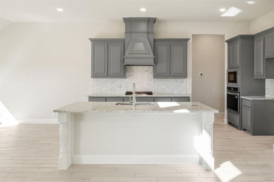 Furnished interior view inside a new home in Somerset Classic 70s & 80s, Mansfield (Image 10). Furnished interior view inside a new home in Somerset Classic 70s & 80s, Mansfield (Image 10).