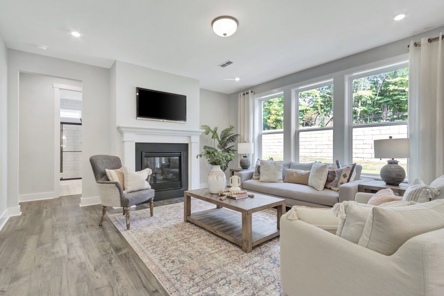 Representative furnished interior of a home built from the Mitchell by Beazer Homes in Stonewood Estates, Durham (Image 12).
