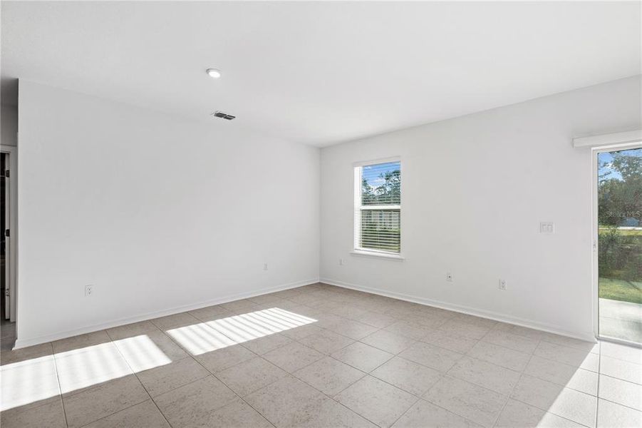 Spacious, unfurnished interior of a new home in Palm Coast, Palm Coast (Image 16). Spacious, unfurnished interior of a new home in Palm Coast, Palm Coast (Image 16).