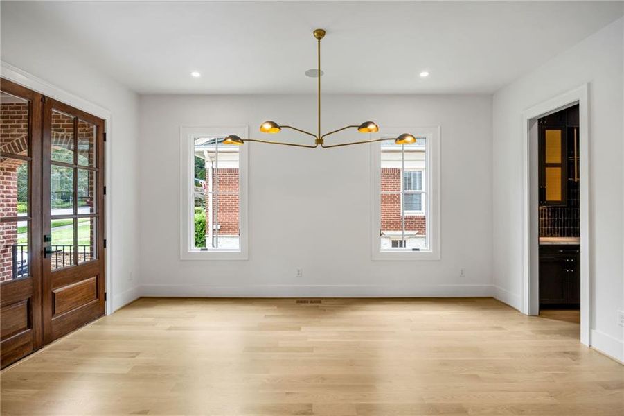 Spacious, unfurnished interior of a new home in , Atlanta (Image 28). Spacious, unfurnished interior of a new home in , Atlanta (Image 28).
